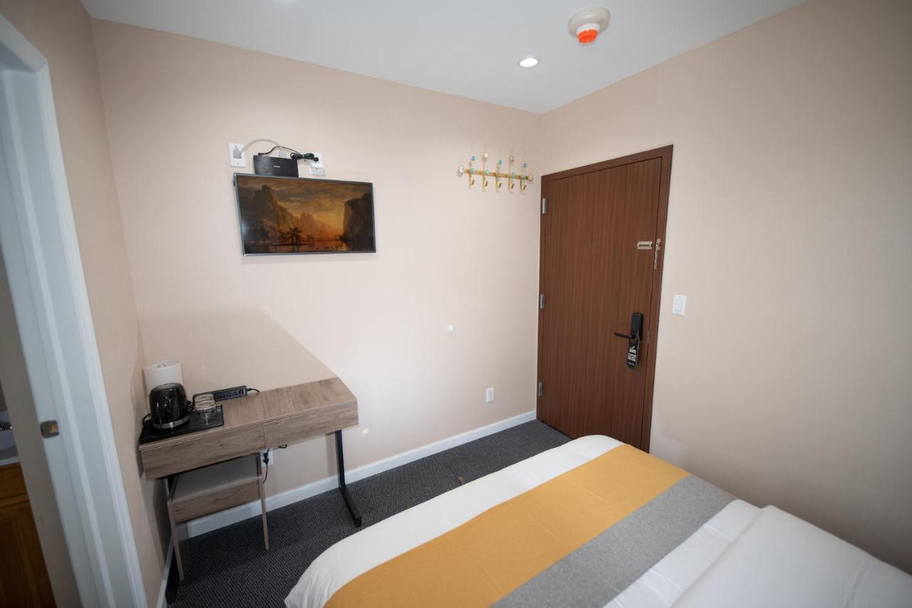 ניו יורק Flushing Garden Hotel מראה חיצוני תמונה