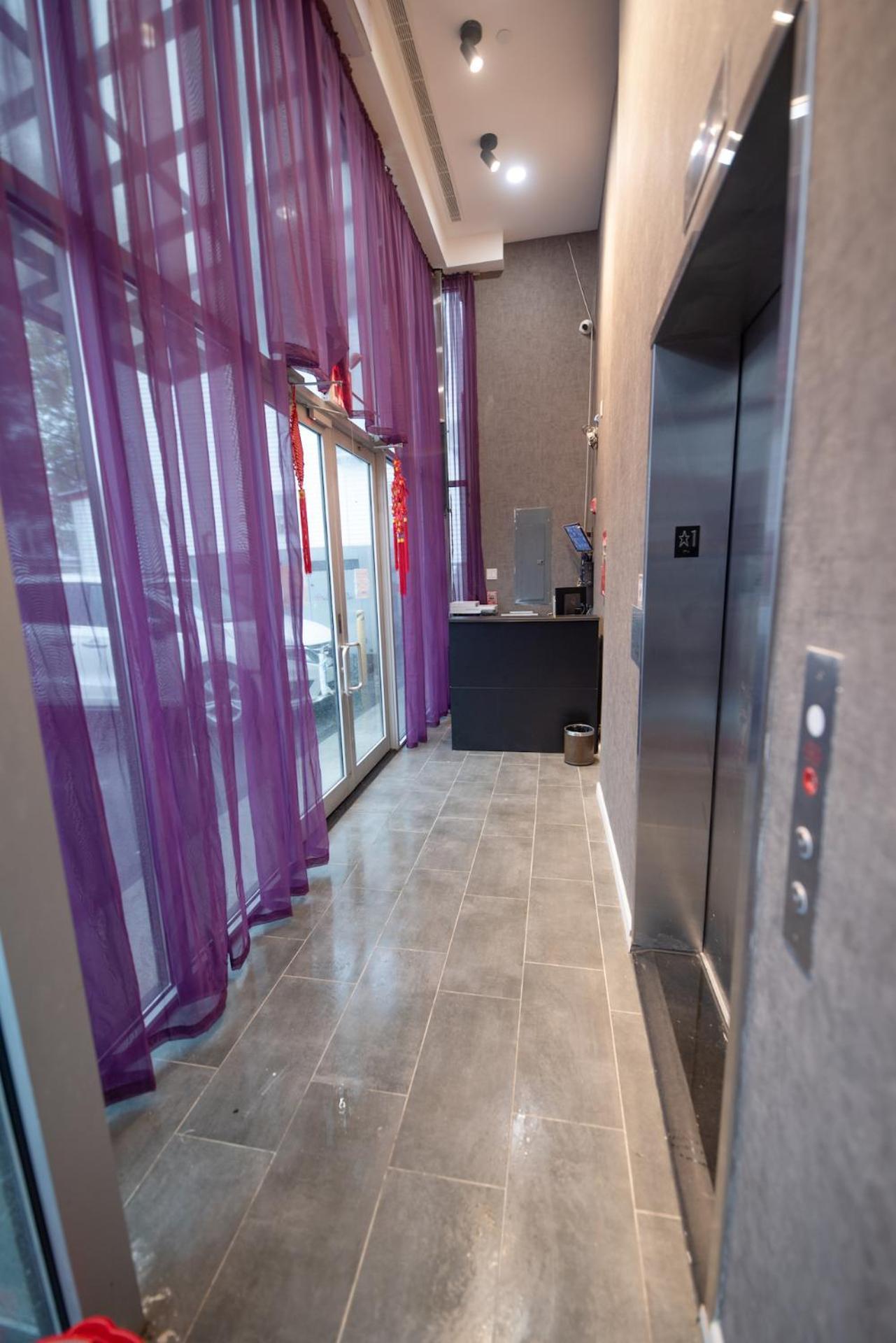 ניו יורק Flushing Garden Hotel מראה חיצוני תמונה